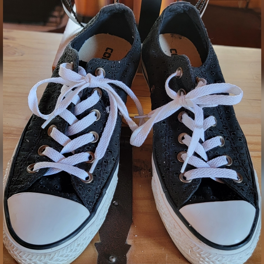 Black Converse